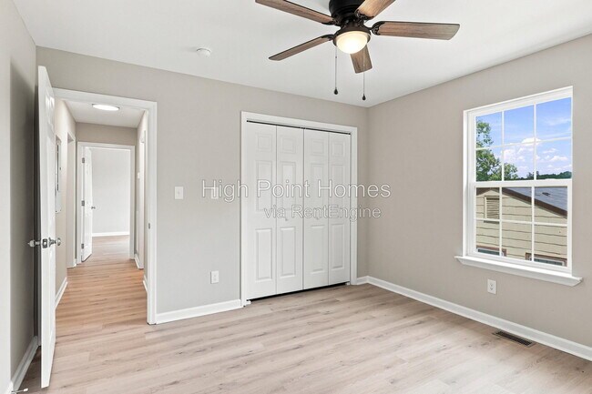 Building Photo - 3408 Jones St