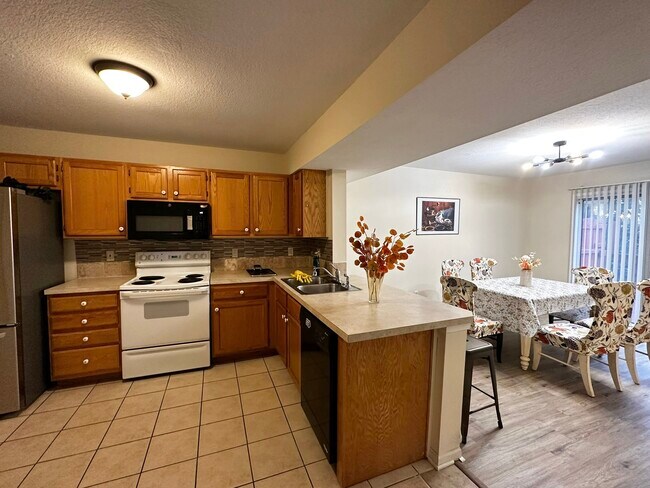 Building Photo - 1511 Legend Trail Dr