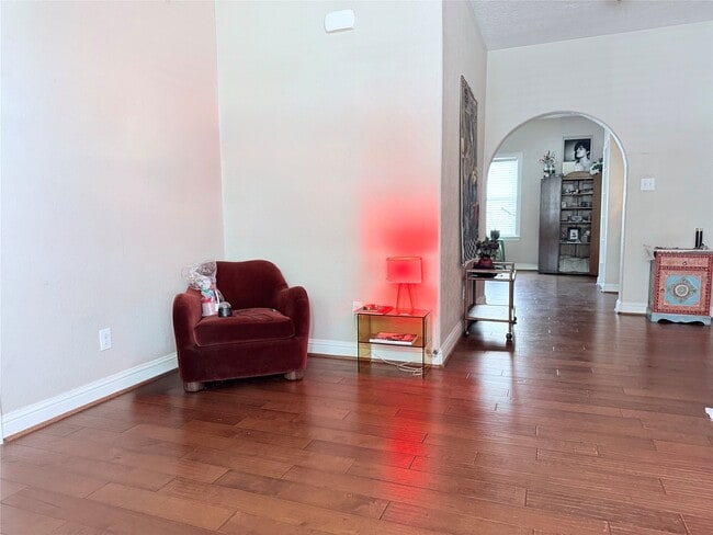 Building Photo - 4919 Walker St