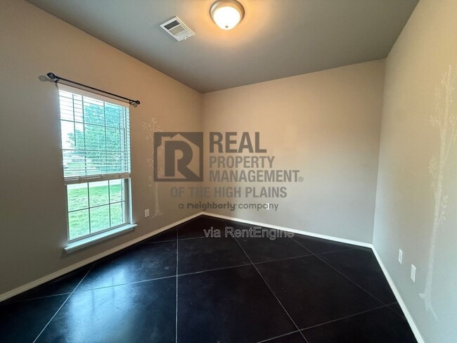 Building Photo - 7620 Legacy Pkwy
