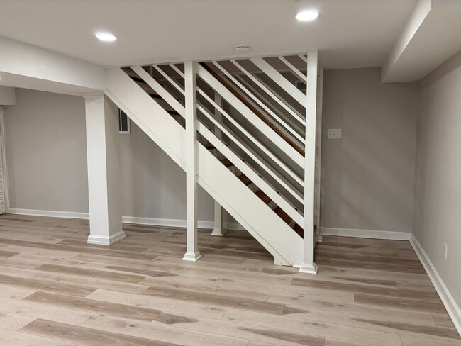 Building Photo - 3-4 bed, 2 bath with full basement in Asheboro