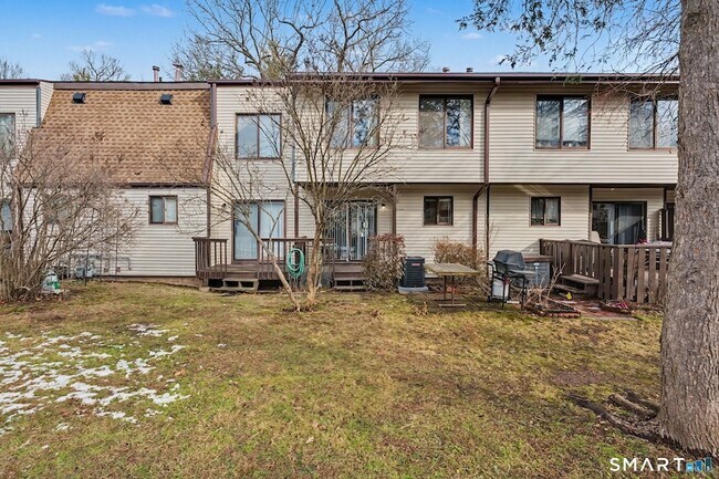 Building Photo - 155 Cottonwood Rd