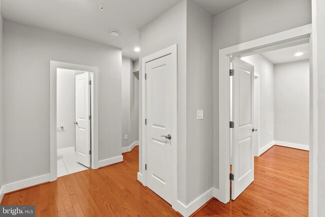 Building Photo - 2616 Garfield St NW