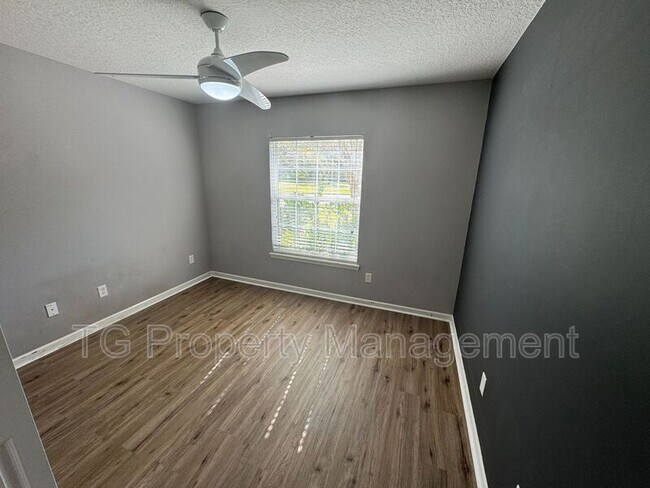 Building Photo - 86269 Venetian Ave