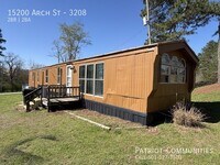 Building Photo - 15200 Arch St