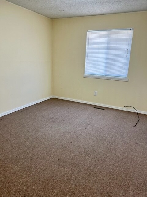 Two Bedrooms - 2226 N Pierce Ave