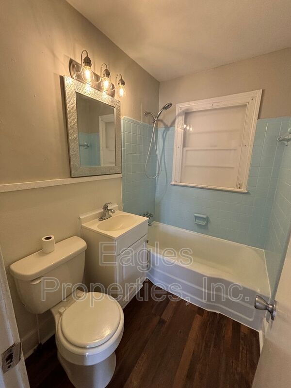 Building Photo - 1203 Edgerton St