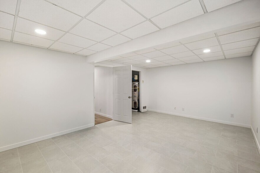 Building Photo - 2411 S Norman St