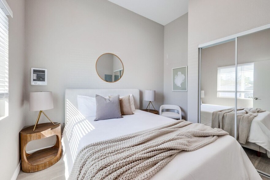 Interior Photo - The Addison