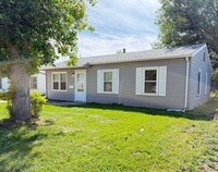 Building Photo - 1001 Hiatt St