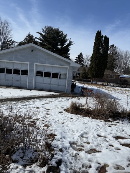 2 car garage in back - 9650 16th Ave S