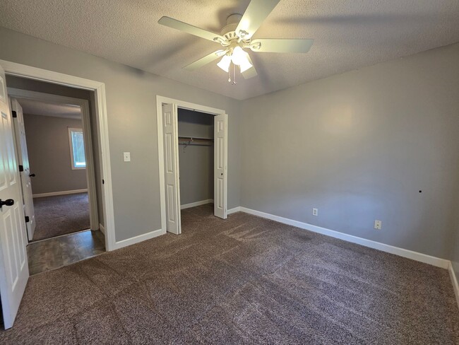 Building Photo - Gorgeous Corner lot Home for Rent!