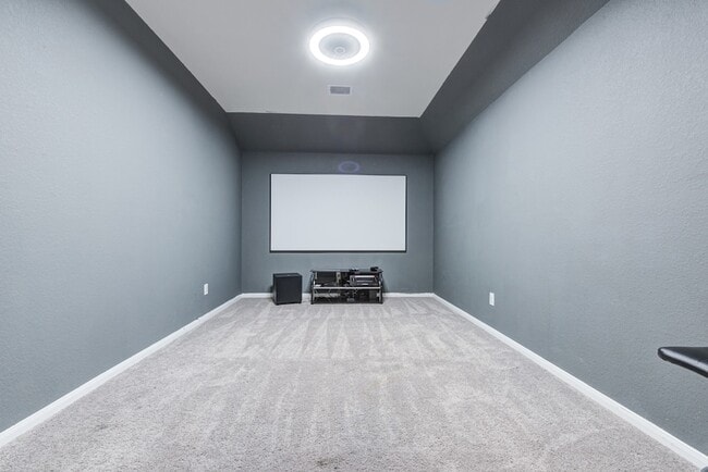 Building Photo - 3327 Etring Ln