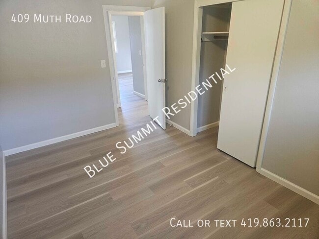 Building Photo - 409 Muth Rd