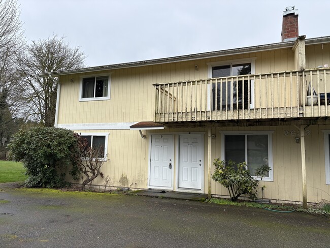 Building Photo - 2633 Wilderness Dr SE