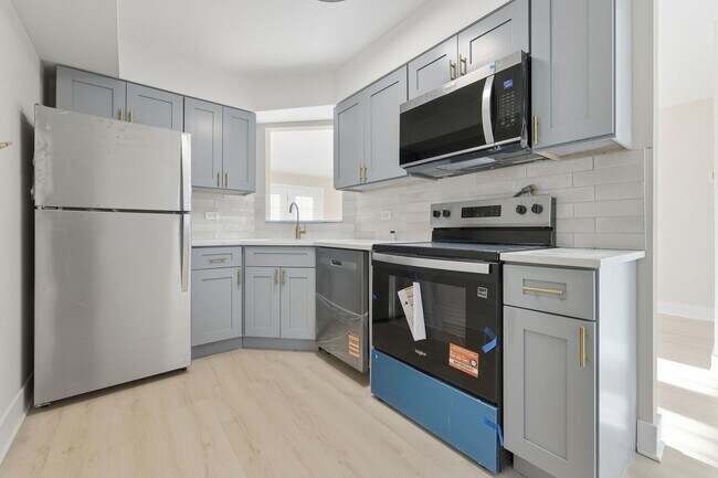 Building Photo - 4180 Williamsburg Ct