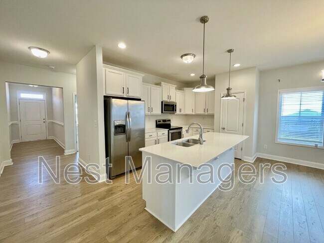 Building Photo - 279 Cromwell Ct