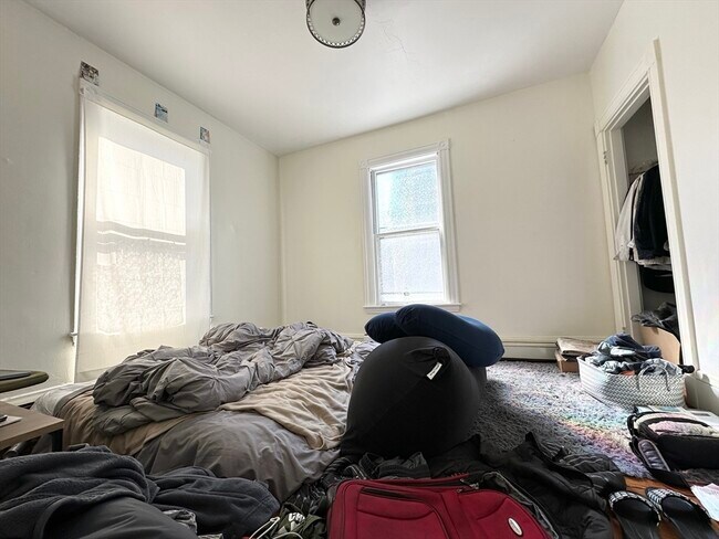 Building Photo - 46 Dana St