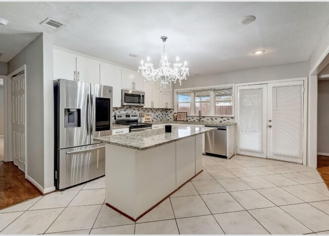 Building Photo - 4917 Ashlock Dr
