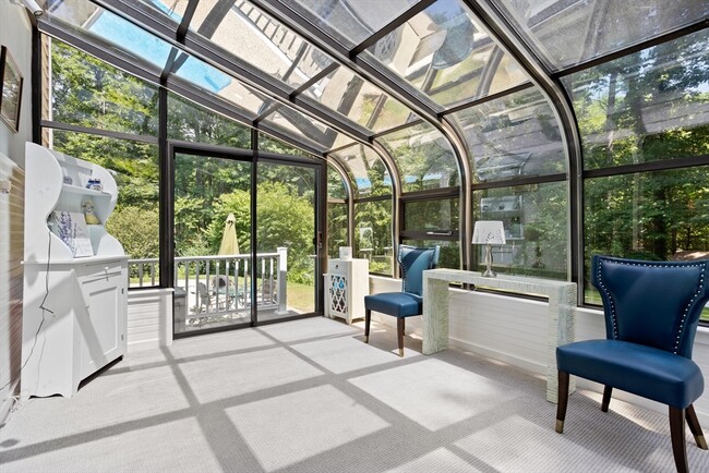 Building Photo - 13 Prospect St