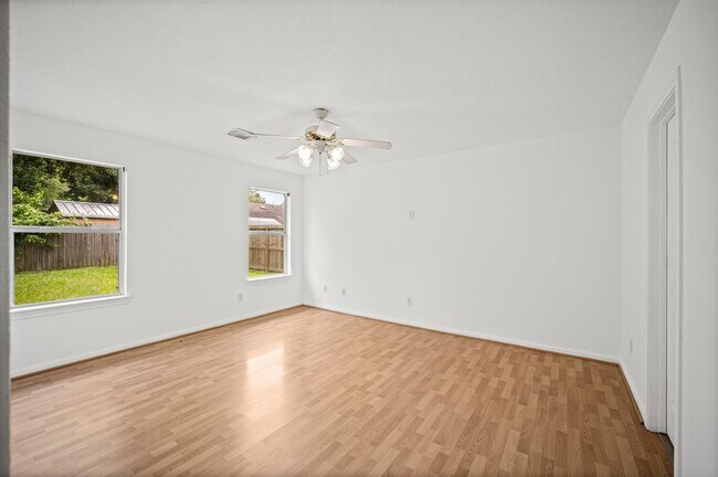 Building Photo - 26115 Cypresswood Dr