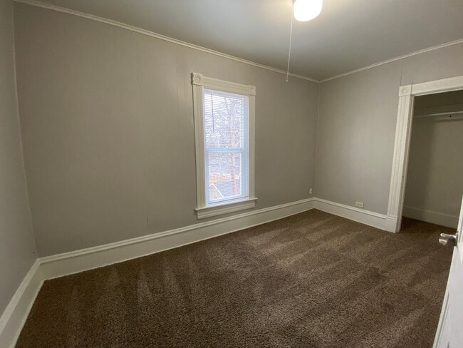 Building Photo - Beautiful 4 Bed 1.5 Bath Home in Moorhead