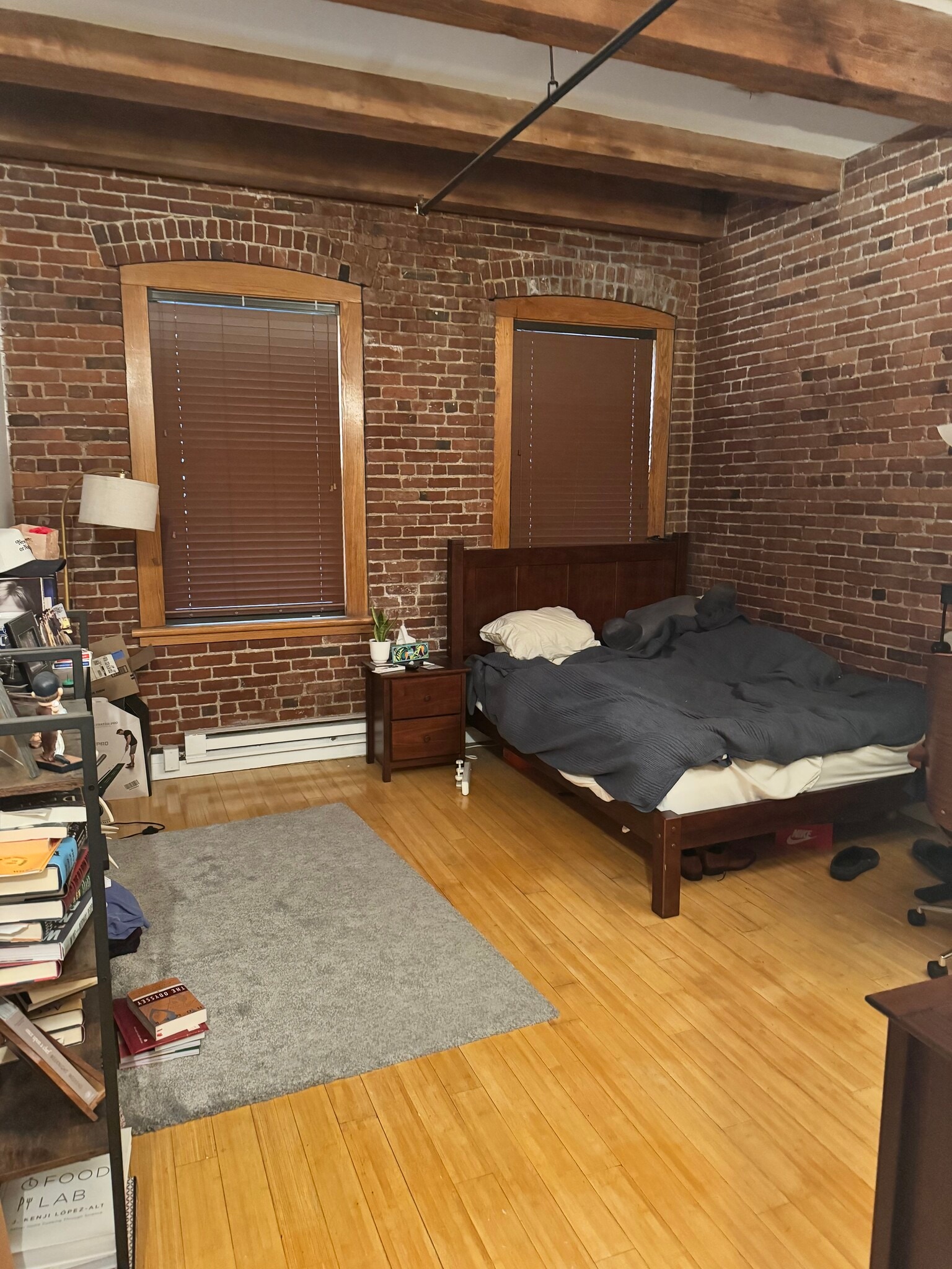 Building Photo - 262 Friend St