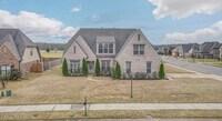 Building Photo - Centerhill Schools, beautiful corner lot w...