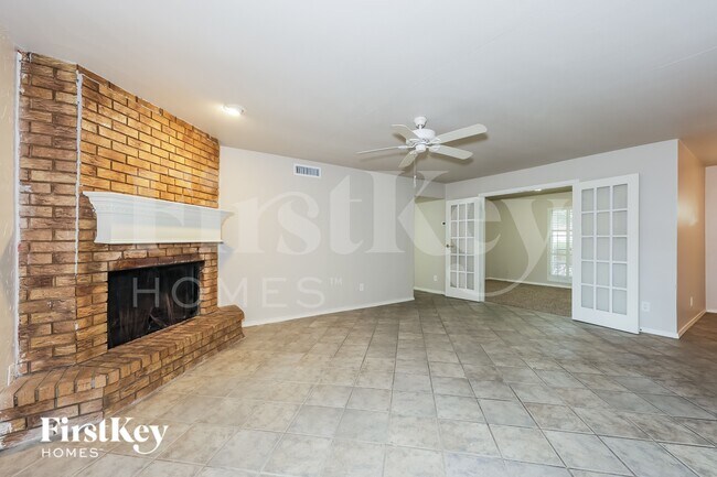 Building Photo - 5321 Saddleback Rd