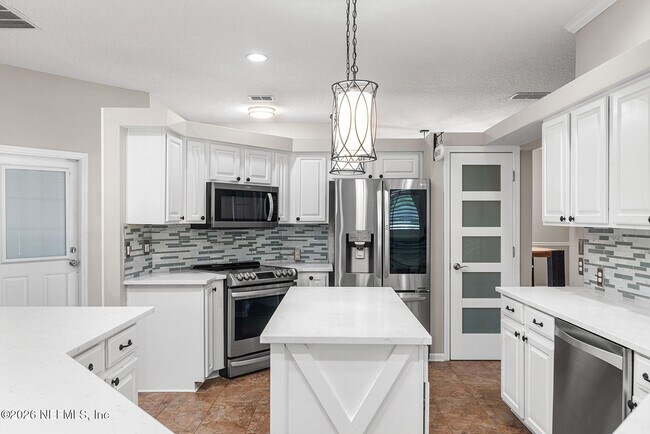 Building Photo - 4032 Lonicera Loop