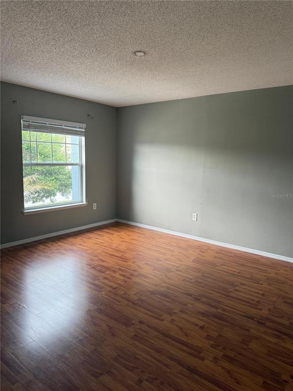 Building Photo - 14235 Sun Bay Dr