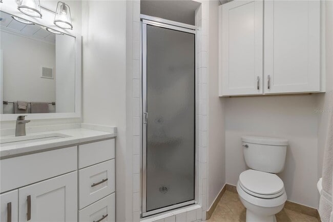 Building Photo - 2240 Stickney Point Rd