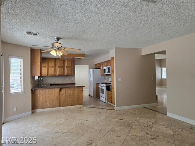 Building Photo - 272 Cordero Dr