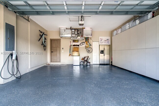 Building Photo - 5875 NW 123rd Ave