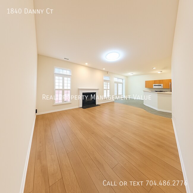 Building Photo - 1840 Danny Ct