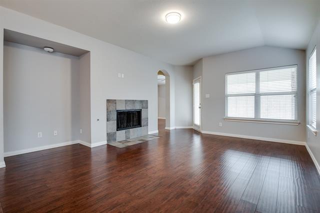 Building Photo - 6940 Willow Crest Dr