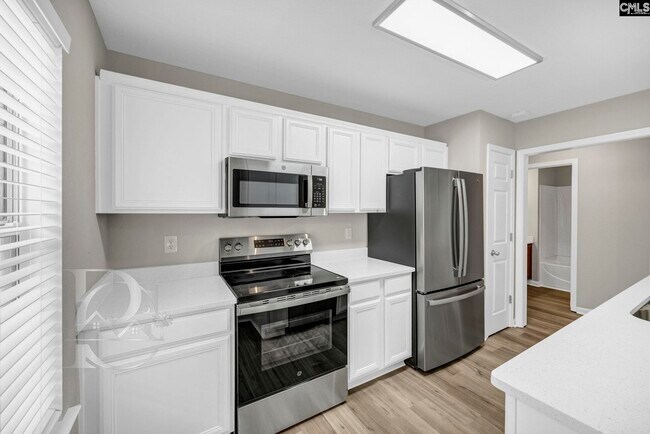 Building Photo - 508 Lanesborough Dr