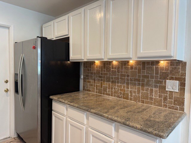 Building Photo - 23123 Cohasset St