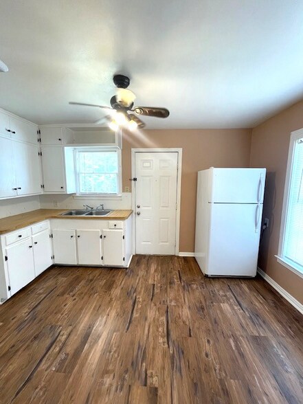 Building Photo - 3929 Trice Ave