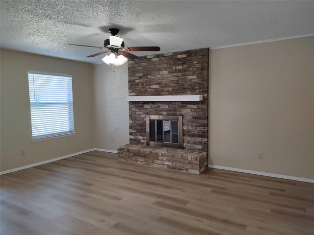 Building Photo - 902 Meadowbrook Dr