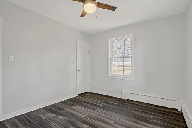 Building Photo - 2 Bed, 1 Bath Single Family home in Mechan...
