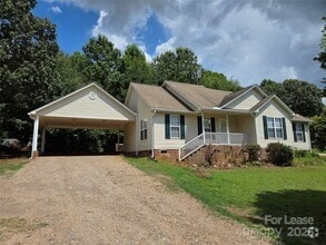 Building Photo - 4641 Hickory Grove Rd