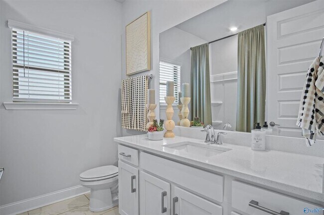 Building Photo - 22879 Ansley Dr