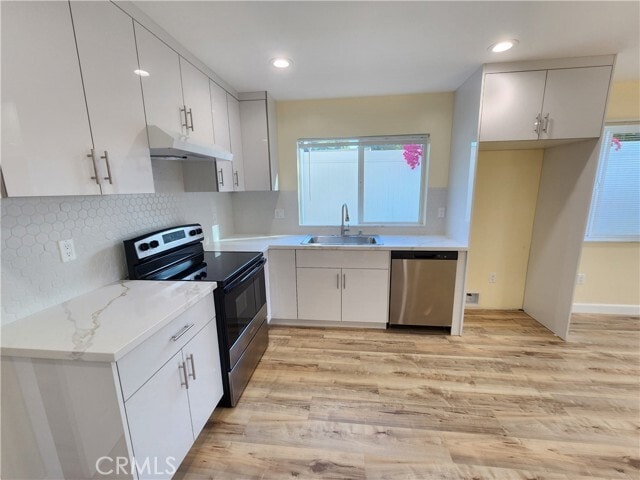 Building Photo - 16432 Halsted St