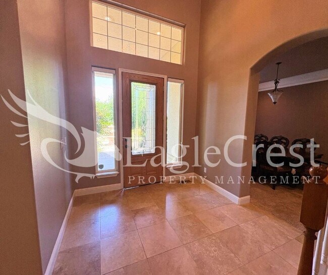 Building Photo - Luxury Bella Terra Estate with Mountain & Vineyard Views