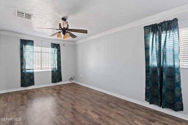 Building Photo - 1260 Las Pompas Rd