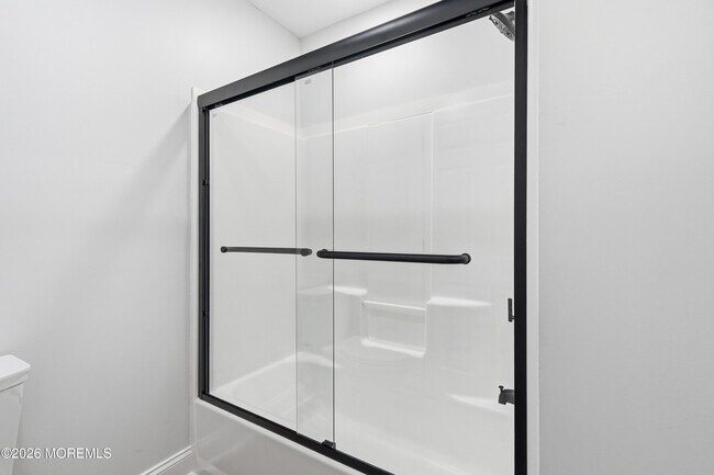 Building Photo - 115 Remsen Ave