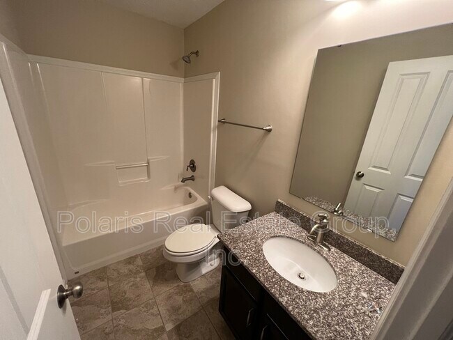 Building Photo - 2617 Manigault St