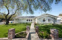 Building Photo - 9601 Comanche Ave