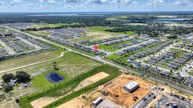 Building Photo - Beautiful Newer Build! Pet-Friendly 4-Bedr...